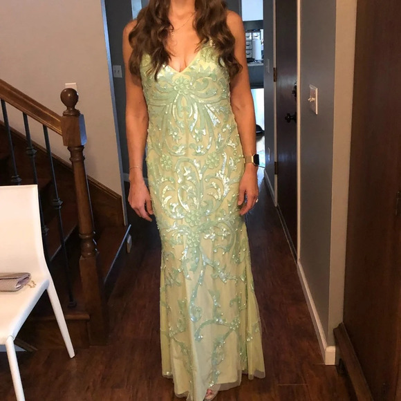 🔥HOST PICK🔥 Lotus Threads Green Sequined Formal Gown - Prom Dress - Wedding sz 8 - Picture 11 of 11